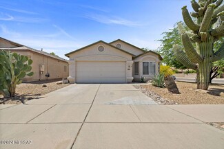 9102 E Autumn Sage St, Tucson, AZ 85747