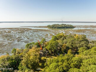 13 Inwood Plantation Dr, Beaufort, SC 29906