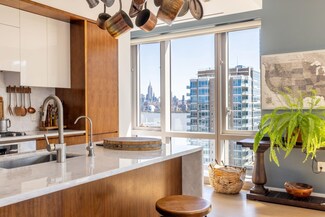 75 Park Ln S Unit 1407, Jersey City, NJ 07310