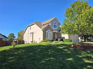 1510 Horseshoe Dr, Raymore, MO 64083