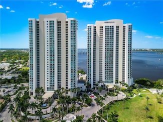 3000 Oasis Grand Blvd, Fort Myers, FL 33916