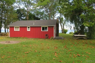 12331 Lake Forest Dr Unit 42, Lyndonville, NY 14098