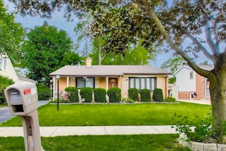 126 Oak Ave, Wood Dale, IL 60191