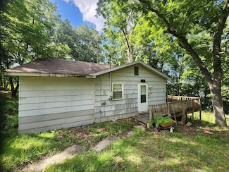 28182 Willow Ln, Eagle Rock, MO 65641