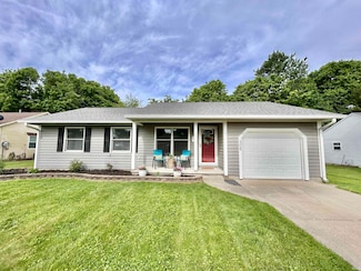 305 N Maude Dr E, Rossville, IN 46065