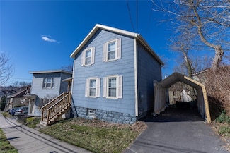 213 Oak St, Syracuse, NY 13203