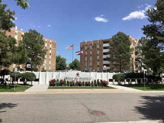 2880 S Locust St Unit 300, Denver, CO 80222
