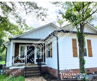 2217 Scott St, Guntersville, AL 35976
