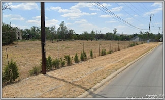 515 Harper Rd, Kerrville, TX 78028