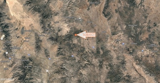 22 Red Rock Tank Rd, Peach Springs, AZ 86434