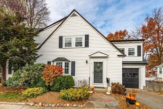 2 Lasell St, West Roxbury, MA 02132