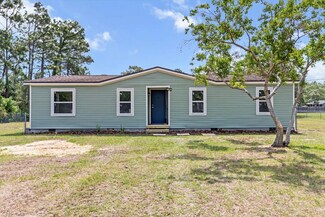 4631 S Memorial Dr, Homosassa, FL 34446