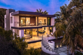 1547 Shoreline Dr, Santa Barbara, CA 93109