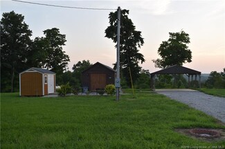 1594 W King Rd, English, IN 47118