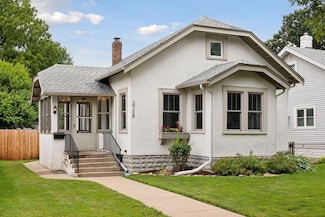 2738 Garfield St NE, Minneapolis, MN 55418