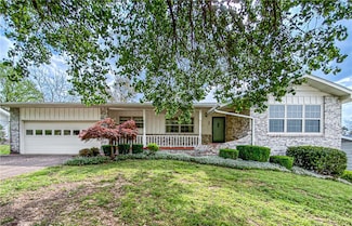 409 Skyline Dr, Harrison, AR 72601