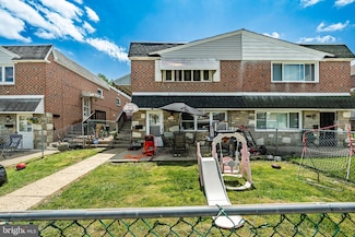 2130 Benson St, Philadelphia, PA 19152