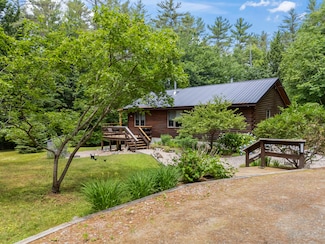 8 Whiting Ave, Waterford, ME 04088