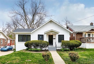 8821 Olden Ave, Saint Louis, MO 63114