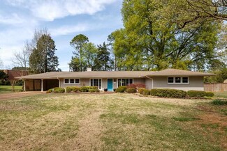 1925 Hickory Hills Rd, Florence, AL 35630