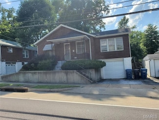 2937 N Hanley Rd, Saint Louis, MO 63121