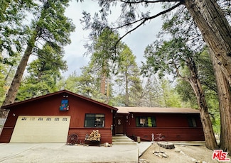 25120 Franklin Dr, Idyllwild-Pine Cove, CA 92549