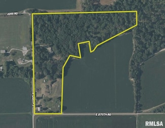 12043 E 2170th Rd, Douglas Township, IL 62441