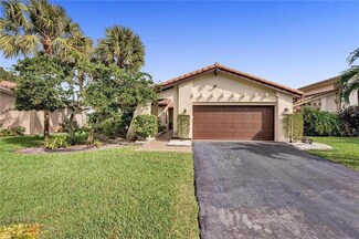 5601 Lakeview Mews Dr, Boynton Beach, FL 33437