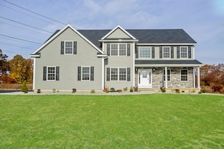31 D'Amato Way, Agawam, MA 01001