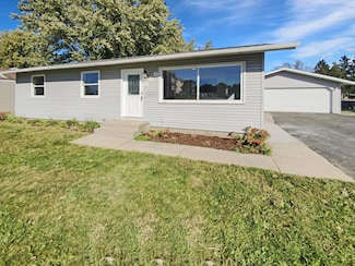 303 6th St SW, Kasson, MN 55944