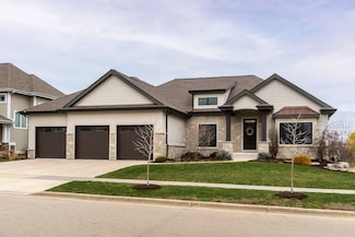 1107 Ireland Dr, Waunakee, WI 53597