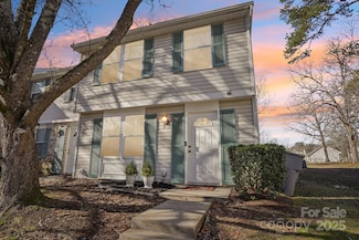 5300 Fair Wind Ln, Charlotte, NC 28212