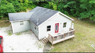 6340 Smith Creek Rd, Salt Rock, WV 25559