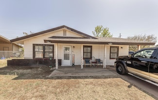 2902 E Bates St, Lubbock, TX 79403