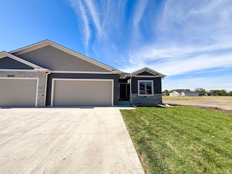 3164 Adele Dr, Columbus, NE 68601
