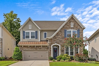 9750 Briarwick Ln, Charlotte, NC 28277