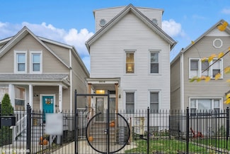 2836 N Maplewood Ave, Chicago, IL 60618