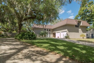 3209 River Dr, Fort Pierce, FL 34981