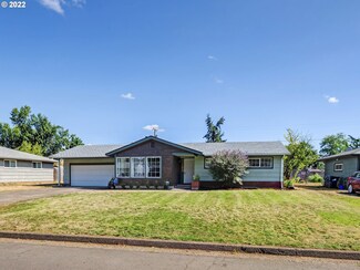 985 Hughes St, Eugene, OR 97402