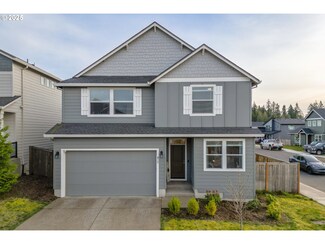 812 NE Wildwood Dr, Estacada, OR 97023