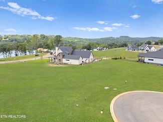 532 Ladybug Ln, Loudon, TN 37774