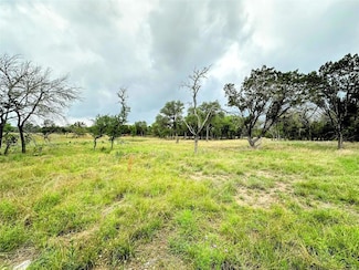 305 Witt Rd, Center Point, TX 78010