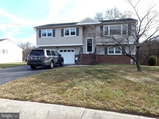 6 Rockwood Ave, Trenton, NJ 08619