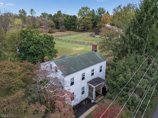 33 Sergeantsville Rd, Flemington, NJ 08822
