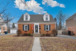 219 W Potomac Ave, Lombard, IL 60148