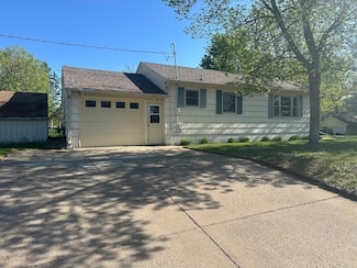 1222 SE 12th St, Brainerd, MN 56401