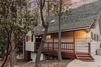 26625 Pinehurst Dr, Lake Arrowhead, CA 92352