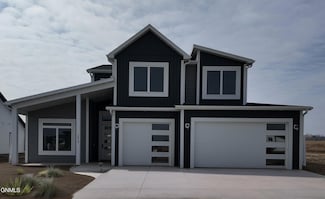2416 Dutton Cir SE, Mandan, ND 58554