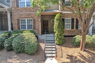 5233 Whiteoak Ave SE, Smyrna, GA 30080