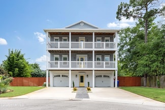1029 Bennet Ln, Carolina Beach, NC 28428
